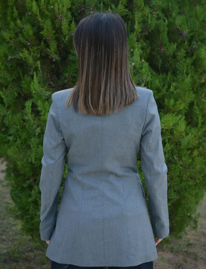 גקט סיוון אפור .