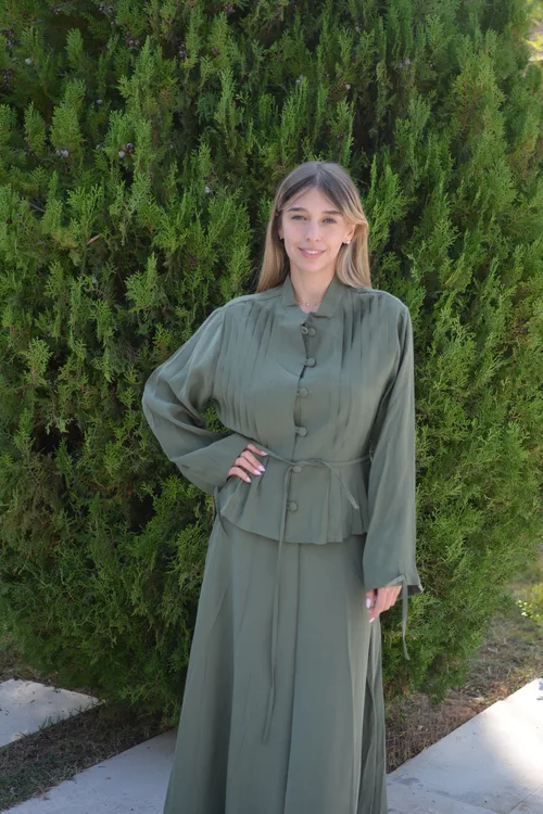 חליפת אלטין ירוק זית .