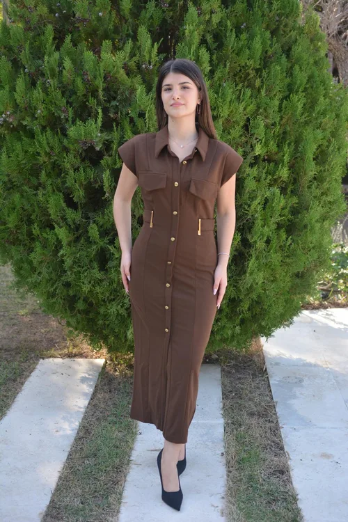 שמלת אופל חומה.